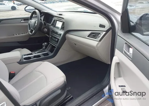 2017 Hyundai Sonata Se z USA, uszkodzony, nr VIN 5NPE24AF3HH504339